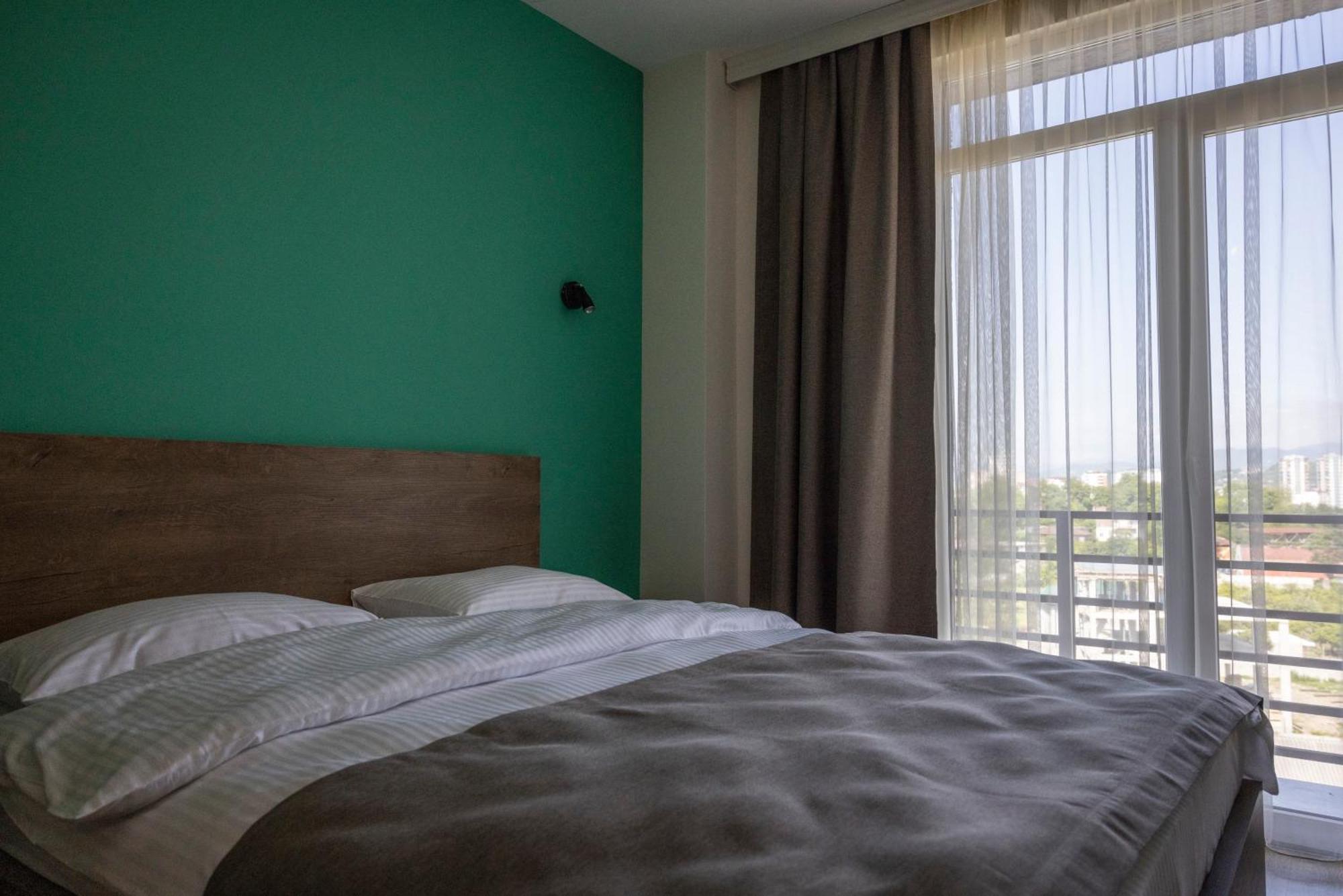 Gardenville Batumi Eksteriør billede